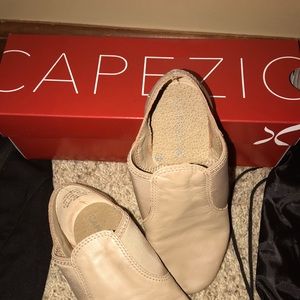 Capezio Dance Shoes with Drawstring Bag